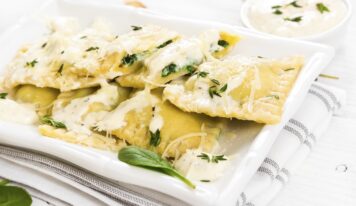 Sajtos-sonkás ravioli