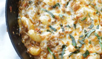 Kolbászos sült gnocchi