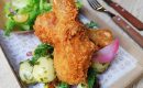 Csirkecombok parmezános bundában