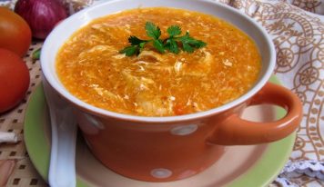 Magyaros tojásleves