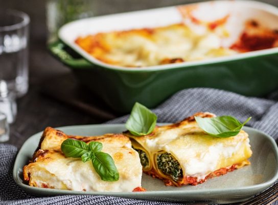 Spenótos-ricottás cannelloni