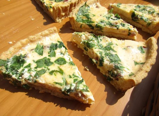 Medvehagymás pite