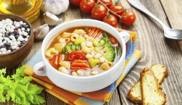 Gazdag minestrone leves