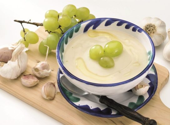 Fokhagymás mandulaleves