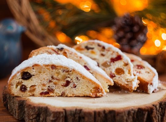 Diós-mazsolás püspökkenyér